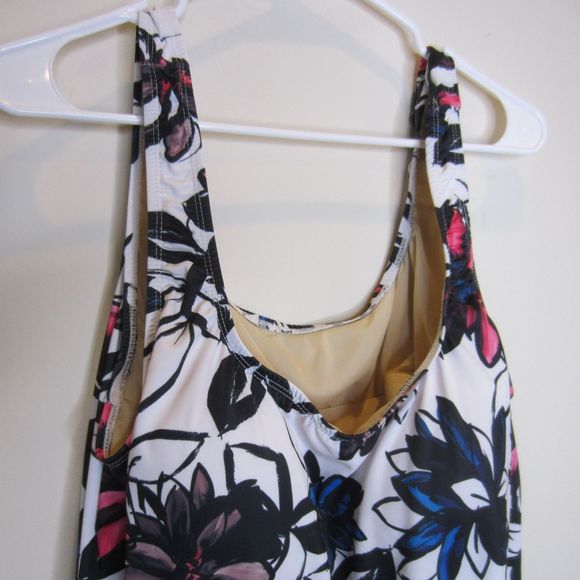 Aquabelle swimsuits for all, top only, black blue pink modern art pattern-Sz 26 - Picture 5 of 11